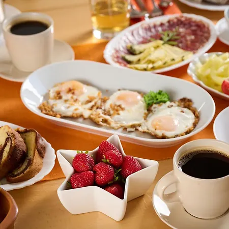 Organic Tourist Farm Gradisnik 팜스테이