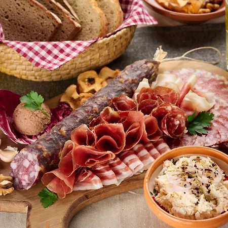 Farm Gradisnik Peaceful Countryside With Homemade Breakfast *