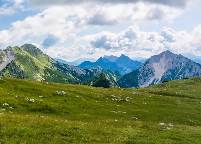 Farm Gradisnik Peaceful Countryside With Homemade Breakfast * Prevalje